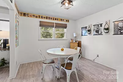 21 Fox Run Drive, Hendersonville, NC 28792 - Photo 15