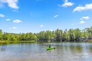 21 Fox Run Dr, Hendersonville, NC 28792 - Photo 1