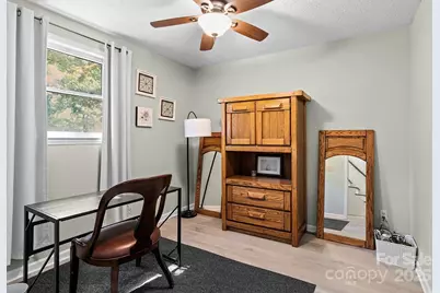 21 Fox Run Drive, Hendersonville, NC 28792 - Photo 23