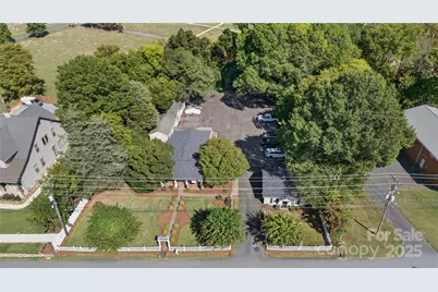 19428 Zion Avenue, Cornelius, NC 28031 - Photo 5