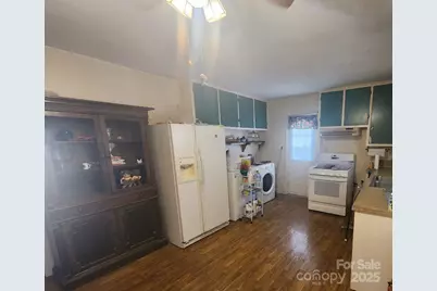 100 Carolina Circle, Lincolnton, NC 28092 - Photo 5