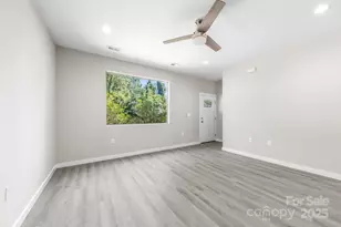 2317 Kennesaw Dr, Charlotte, NC 28216 - Photo 17