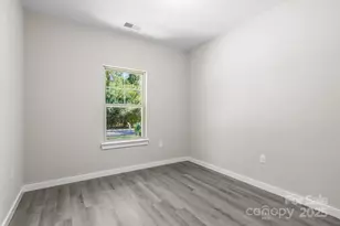 2317 Kennesaw Dr, Charlotte, NC 28216 - Photo 19