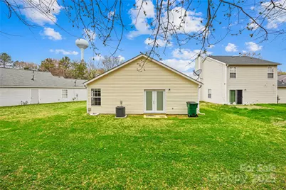 10610 Coulport Lane, Charlotte, NC 28215 - Photo 27