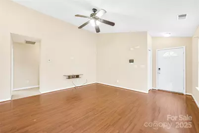 10610 Coulport Lane, Charlotte, NC 28215 - Photo 9