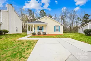 10610 Coulport Ln, Charlotte, NC 28215 - Photo 1