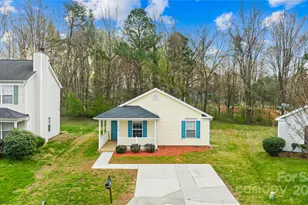 10610 Coulport Ln, Charlotte, NC 28215 - Photo 7