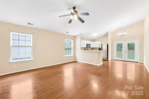 10610 Coulport Ln, Charlotte, NC 28215 - Photo 13