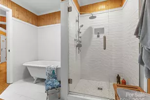 645 W Fork Creek Rd, Saluda, NC 28773 - Photo 21