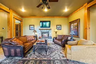 12 Trailridge Rd, Asheville, NC 28804 - Photo 23