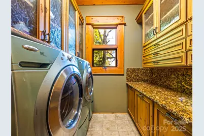 12 Trailridge Road, Asheville, NC 28804 - Photo 17