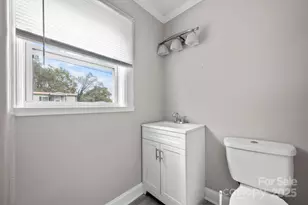 607 Prospect St NW, Lenoir, NC 28645 - Photo 15