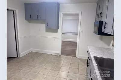 4934 Galax Drive, Charlotte, NC 28213 - Photo 3