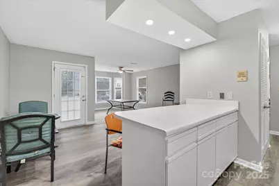 7348 Rose Terrace Court, Charlotte, NC 28215 - Photo 7