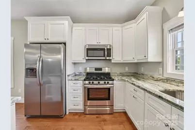 64 Leyland Circle, Hendersonville, NC 28792 - Photo 13