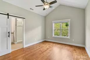 64 Leyland Cir, Hendersonville, NC 28792 - Photo 23