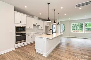 8034 Cedarsmith Ct, Charlotte, NC 28217 - Photo 3