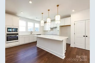 8010 Elevate Court, Charlotte, NC 28205 - Photo 13