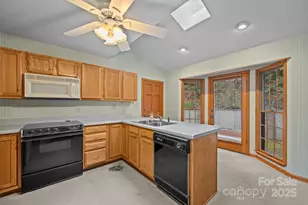 17 Laurel Trail, Asheville, NC 28803 - Photo 9