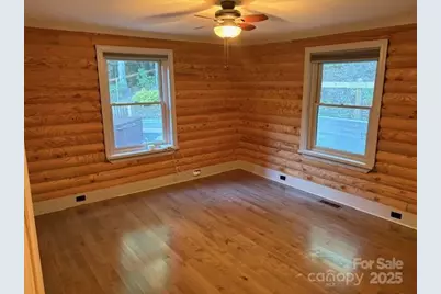 1077 Melrose Mountain Road, Tryon, NC 28782 - Photo 15