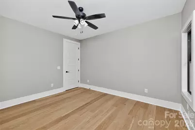 6811 Burlwood Road, Charlotte, NC 28211 - Photo 37