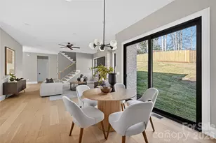 6811 Burlwood Rd, Charlotte, NC 28211 - Photo 11