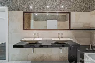 111 Rathfarnham Cir, Asheville, NC 28803 - Photo 21