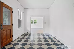 111 Rathfarnham Cir, Asheville, NC 28803 - Photo 9