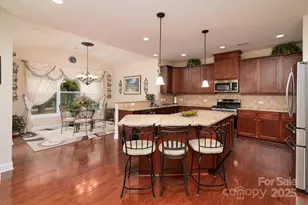 318 Willow Tree Dr, Rock Hill, SC 29732 - Photo 15