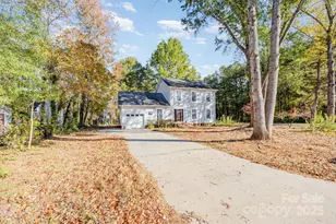 702 Campbell Ave W, Salisbury, NC 28146 - Photo 1