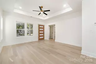 406 N Boyd St, Gastonia, NC 28052 - Photo 3