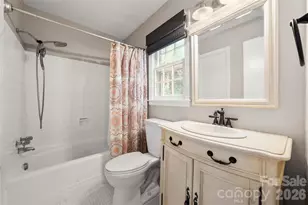 5819 Ruth Dr, Charlotte, NC 28215 - Photo 7