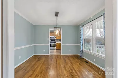 3233 6th Avenue NE, Conover, NC 28613 - Photo 5