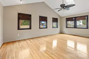 3233 6th Ave NE, Conover, NC 28613 - Photo 13