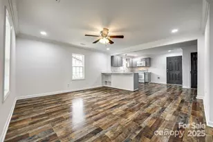 1022 Parker St, Monroe, NC 28112 - Photo 3