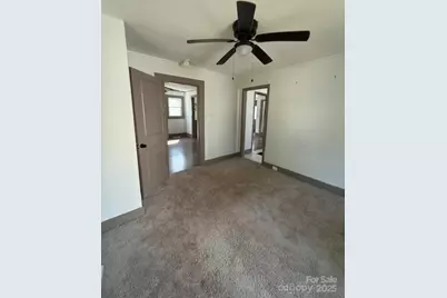 807 Carolyn Avenue, Kannapolis, NC 28083 - Photo 5