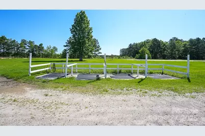 9141 Hasty Road, Laurinburg, NC 28352 - Photo 23