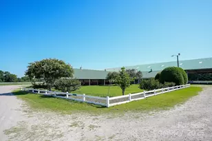 9141 Hasty Rd, Laurinburg, NC 28352 - Photo 11