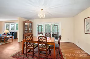 9 Sandon Cir, Asheville, NC 28804 - Photo 17