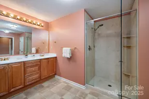 9 Sandon Cir, Asheville, NC 28804 - Photo 23