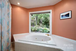 9 Sandon Cir, Asheville, NC 28804 - Photo 25