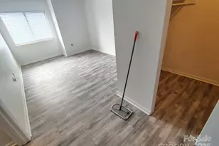 4821 Spring Lake Dr, Charlotte, NC 28212 - Photo 3