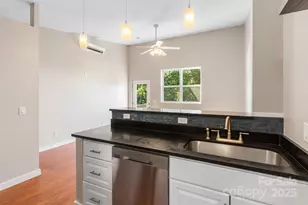 14 Annie St, Asheville, NC 28806 - Photo 13