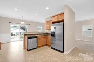 13718 Porter Creek Rd, Charlotte, NC 28262 - Photo 9