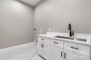 3733 Whitney Dr NE, Hickory, NC 28601 - Photo 35