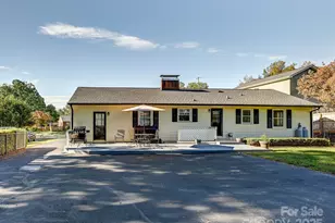 100 Onteora Blvd, Asheville, NC 28803 - Photo 3