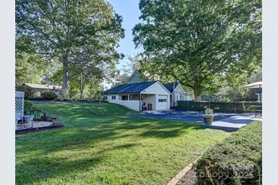 100 Onteora Boulevard, Asheville, NC 28803 - Photo 7