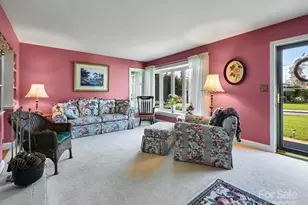 100 Onteora Blvd, Asheville, NC 28803 - Photo 17