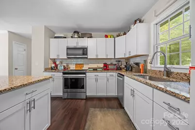 200 Moose Court, Thomasville, NC 27360 - Photo 11