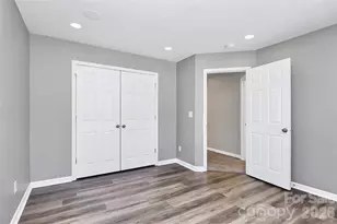 15705 Lakepoint Forest Dr, Charlotte, NC 28278 - Photo 39